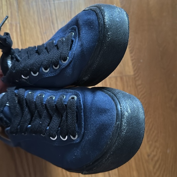 Last Resort sneakers - Picture 8 of 9